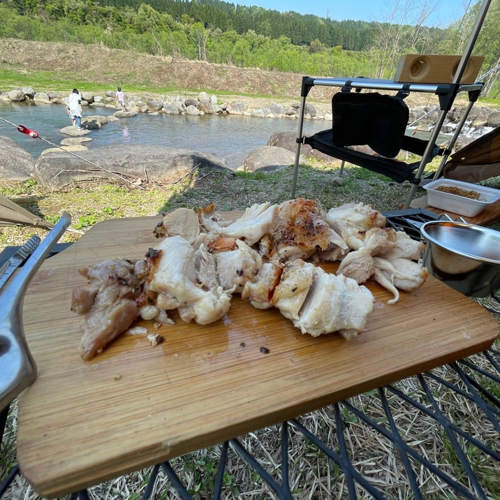 【キャンプ】簡単美味しい鶏肉の山賊焼き